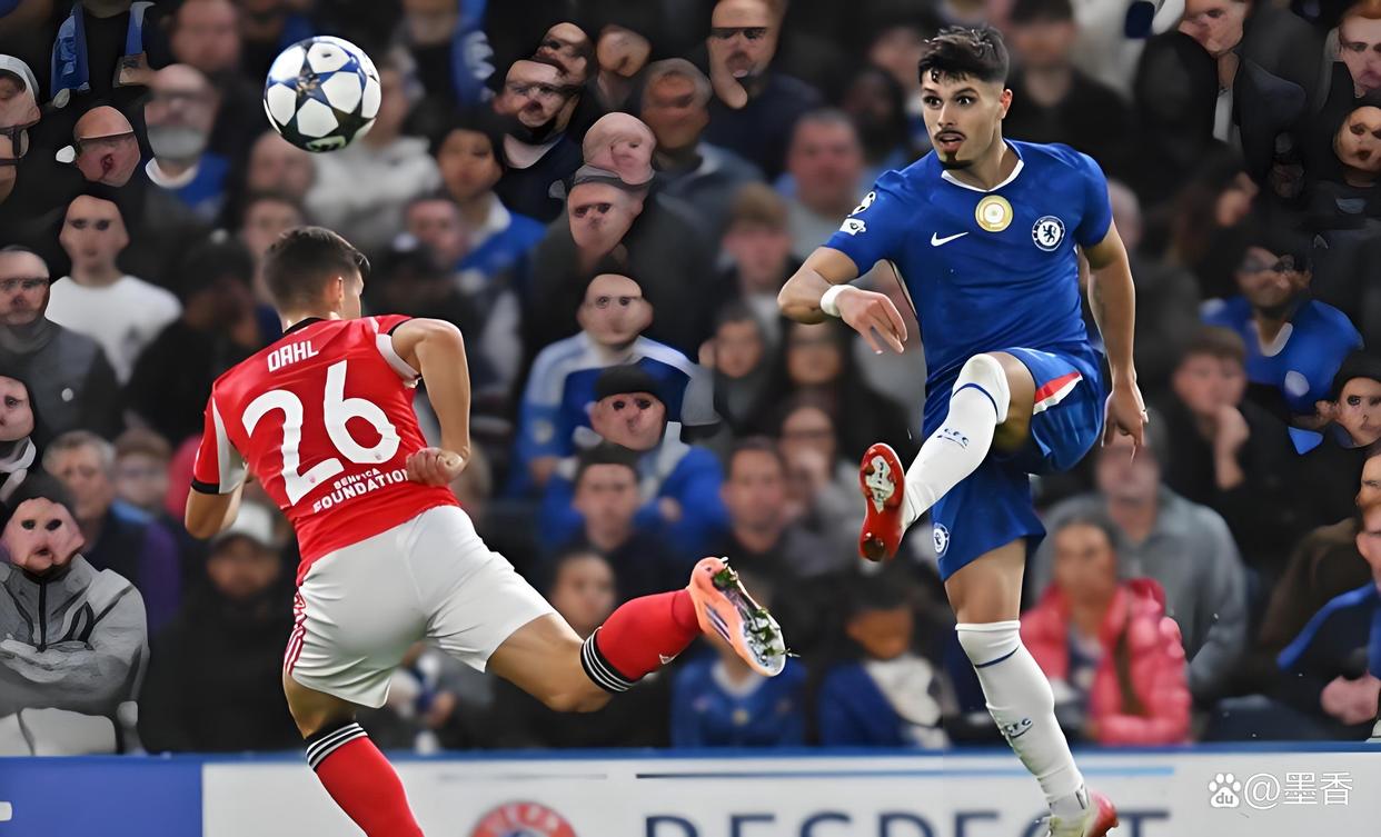 ayx-这也行？埃因霍温远射贴柱备战意甲本菲卡围绕CBA常规赛再遭质疑，勒沃库森迎欧联关键赛的简单介绍-ayx